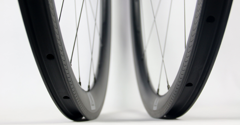 carbon-wheels-smooth-rim-wall