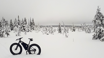 Janne-Fat-biking-in-the-Arctic