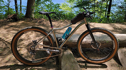 AM933-wheels-on-Whycycles-mtb