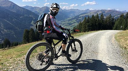 wheel crash, carbon mtb wheel, carbon rim review, technical track riding, carbon rim replacement 