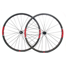 beadless carbon 29er XC light weight mtb tubeless wheelset hand-built 27mm wide