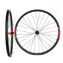 Hand-built All Mountain Cross country carbon 29er MTB wheelset 30mm wide tubeless compatible
