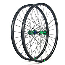 Hand-built EN932 asymmetric rim profile carbon fiber mtb 29er wheels