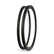 Road bicycle disc rims 28mm wide 36mm deep aero clincher