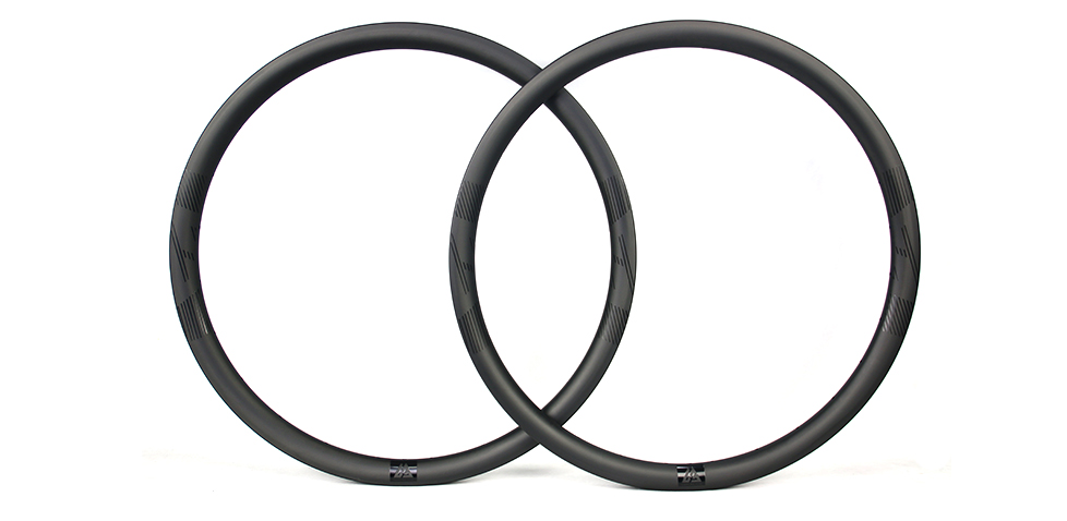 wide road carbon rims