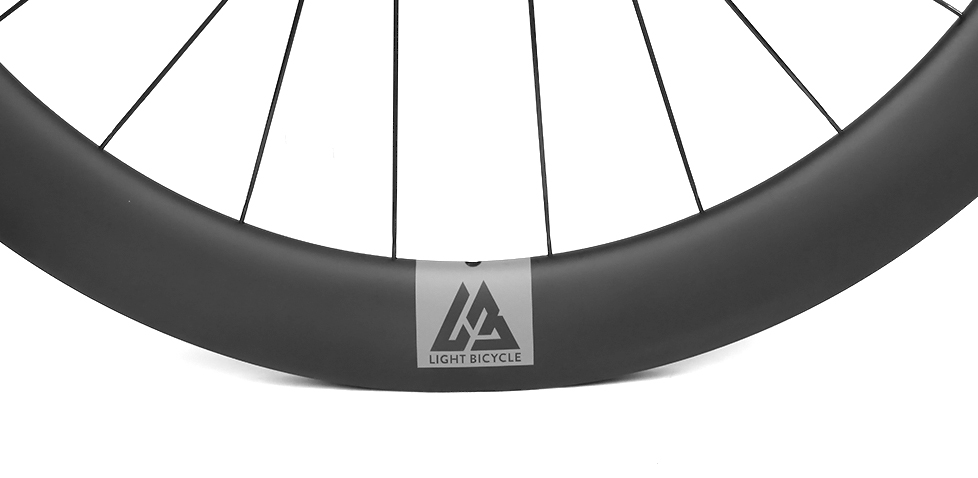 super light deep carbon road wheels