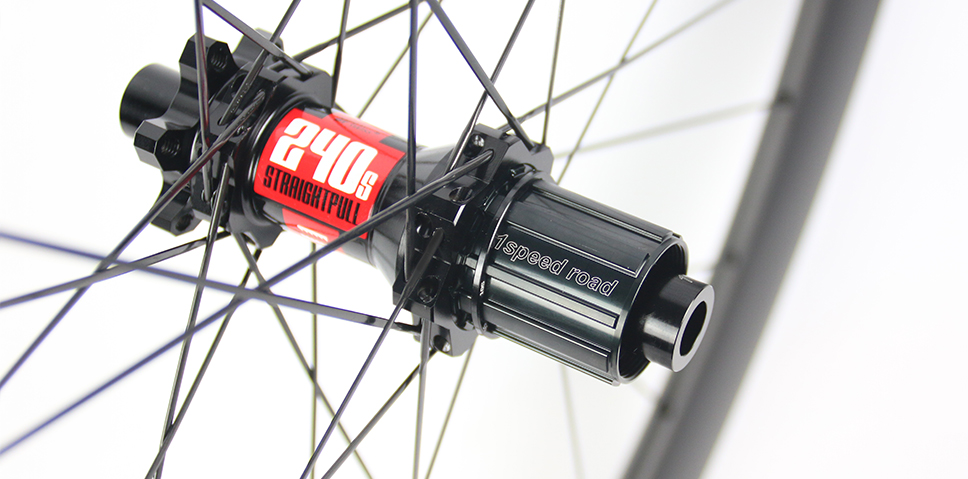 Details about   700C 56mm Tri Spoke Front/Rear Carbon Wheel Track/Road Bike Clincher Wheel 3K 