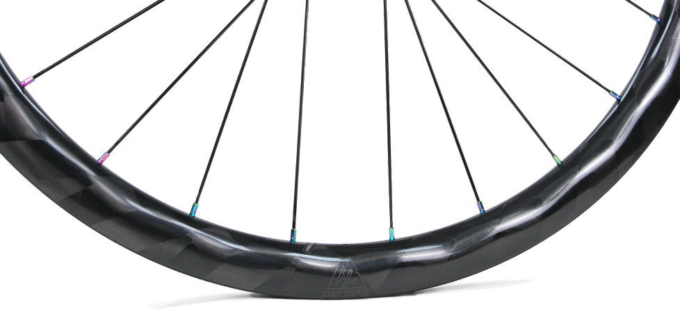Light-Bicycle-x-flow-aero-optimized-all-road-wheel