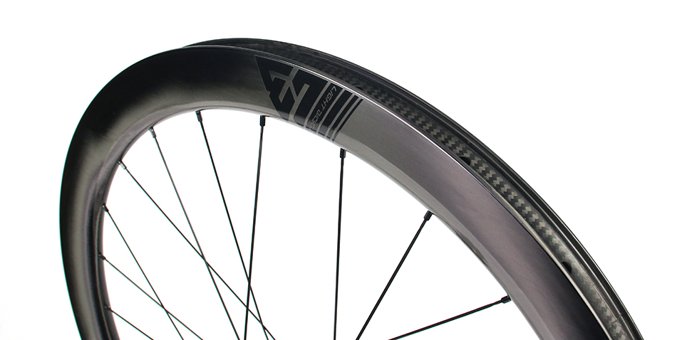 700c gravel wheelset