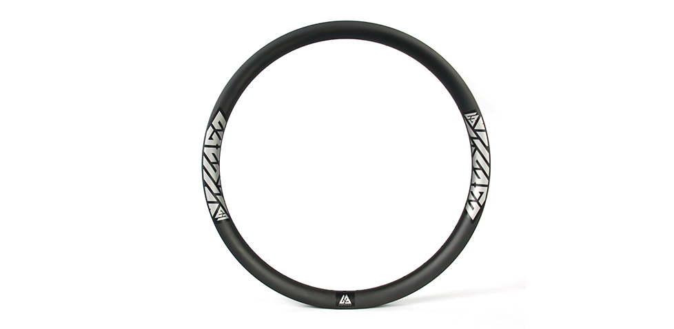 38mm wide 24 inch carbon wheels for DH and ENDURO 