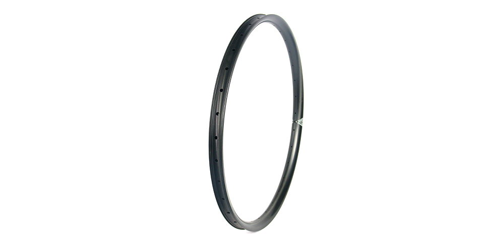 carbon-rims-light