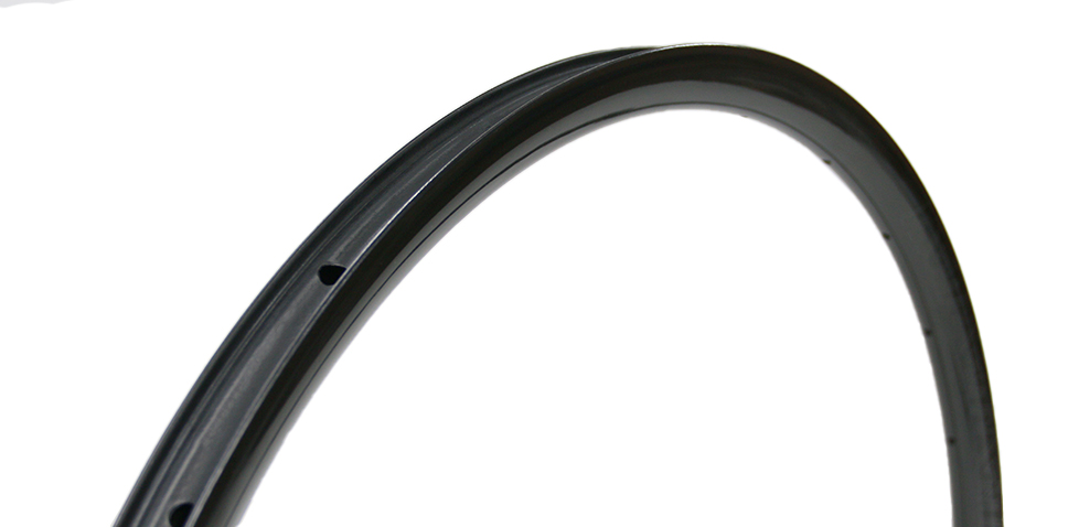 AR25-gravel-rim-clincher-tubeless-ready