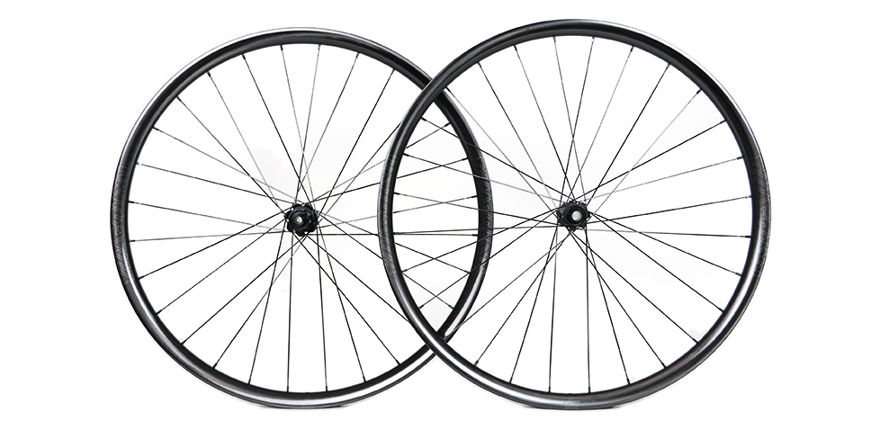 Light-Bicycle-gravel-wheels-AR25-disc