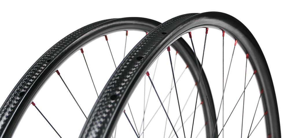 Light-Bicycle-AM927-carbon-clincher-wheels