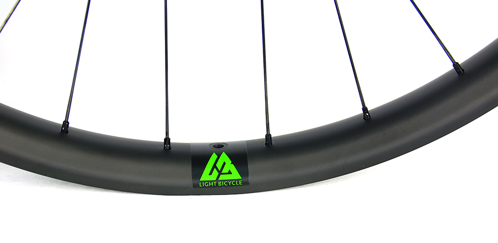 mountain-bike-wheels-carbon