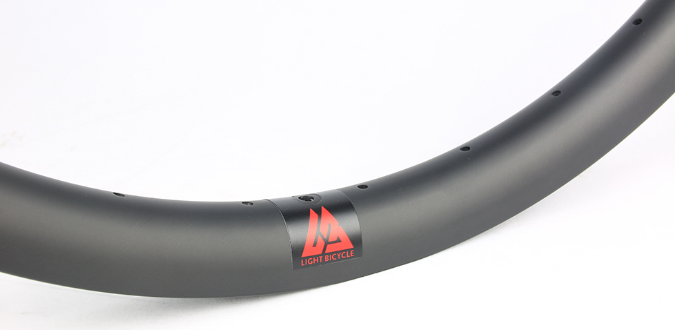 wide-carbon-mtb-rims