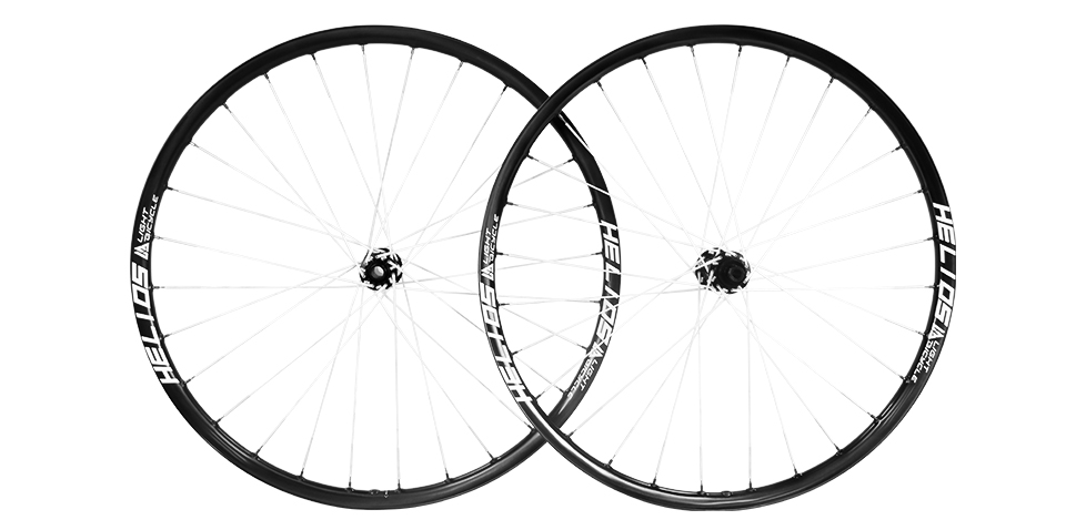 lightbicycle-Helios-xc930-with-bred-spoke-wheelset-cross-country-super-light-wheelset