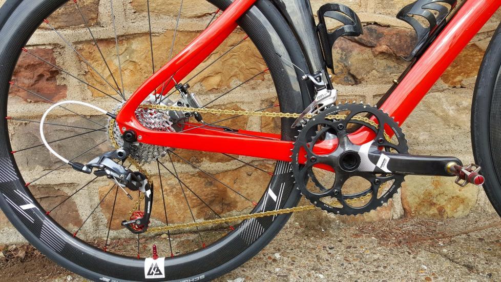 R45 Disc Review 700c Wheels, Schwalbe Pro One Tires