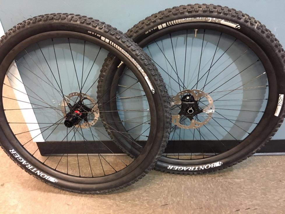 trek road bike rims