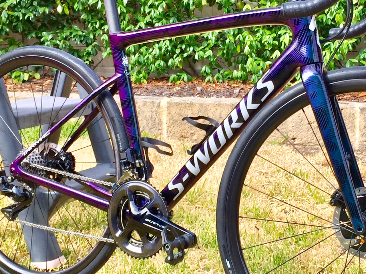 s-works-tarmac-frameset-dura-ace-crankset-light-bicycle-carbon-wheels