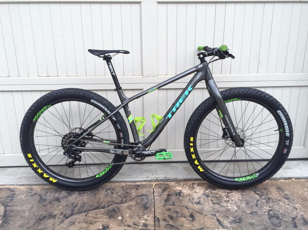 29er plus mountain bike