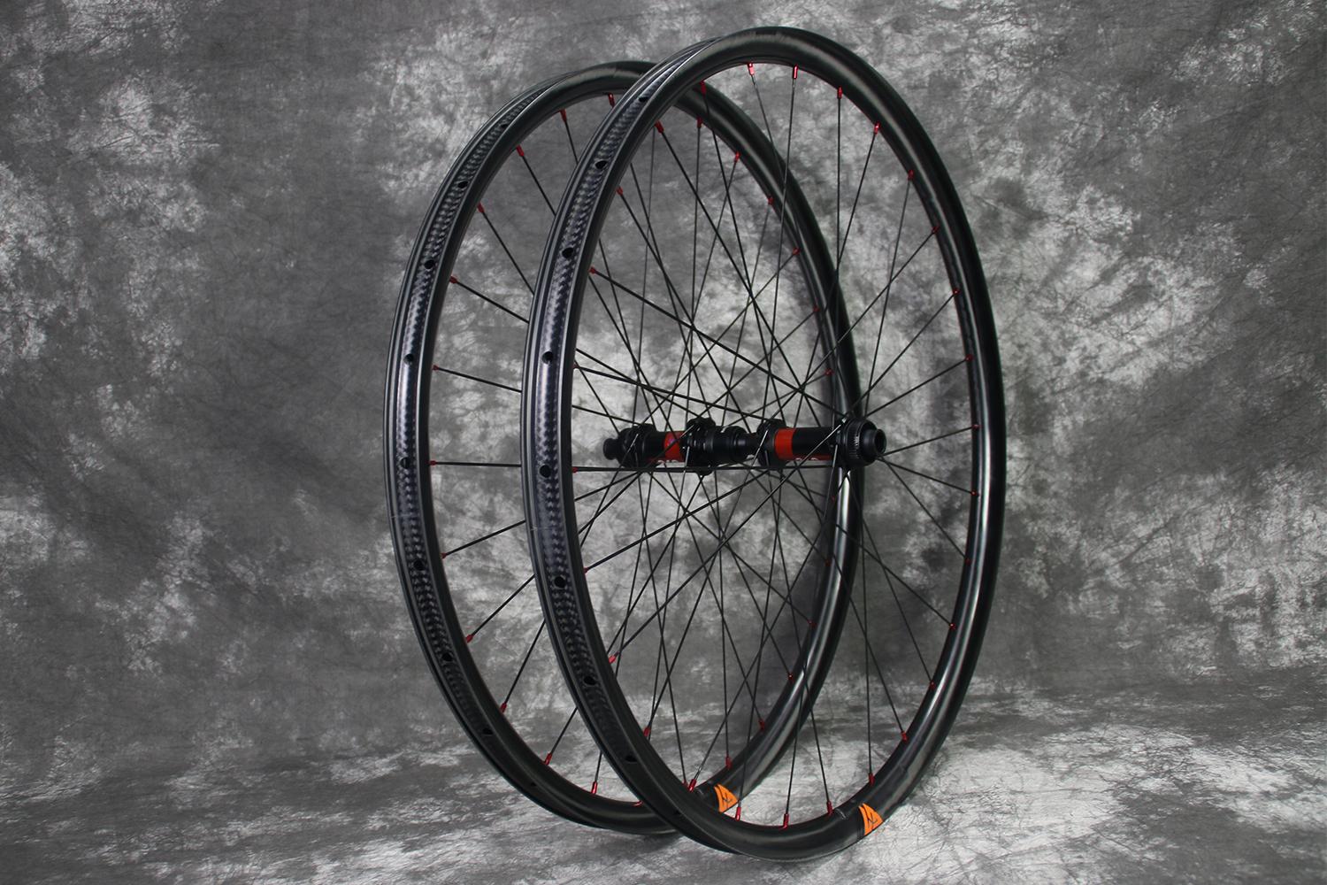 29er-AM927-DT-Swiss-240-EXP-carbon-mtb-wheelset