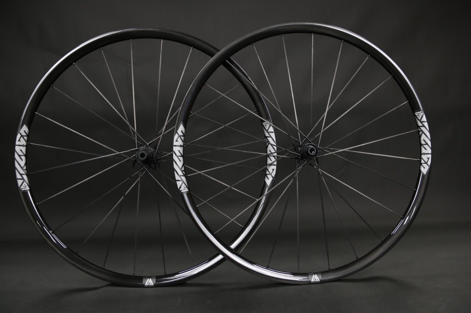 AR24 Disc Review: Lightweight Wheels For Gravel Racing