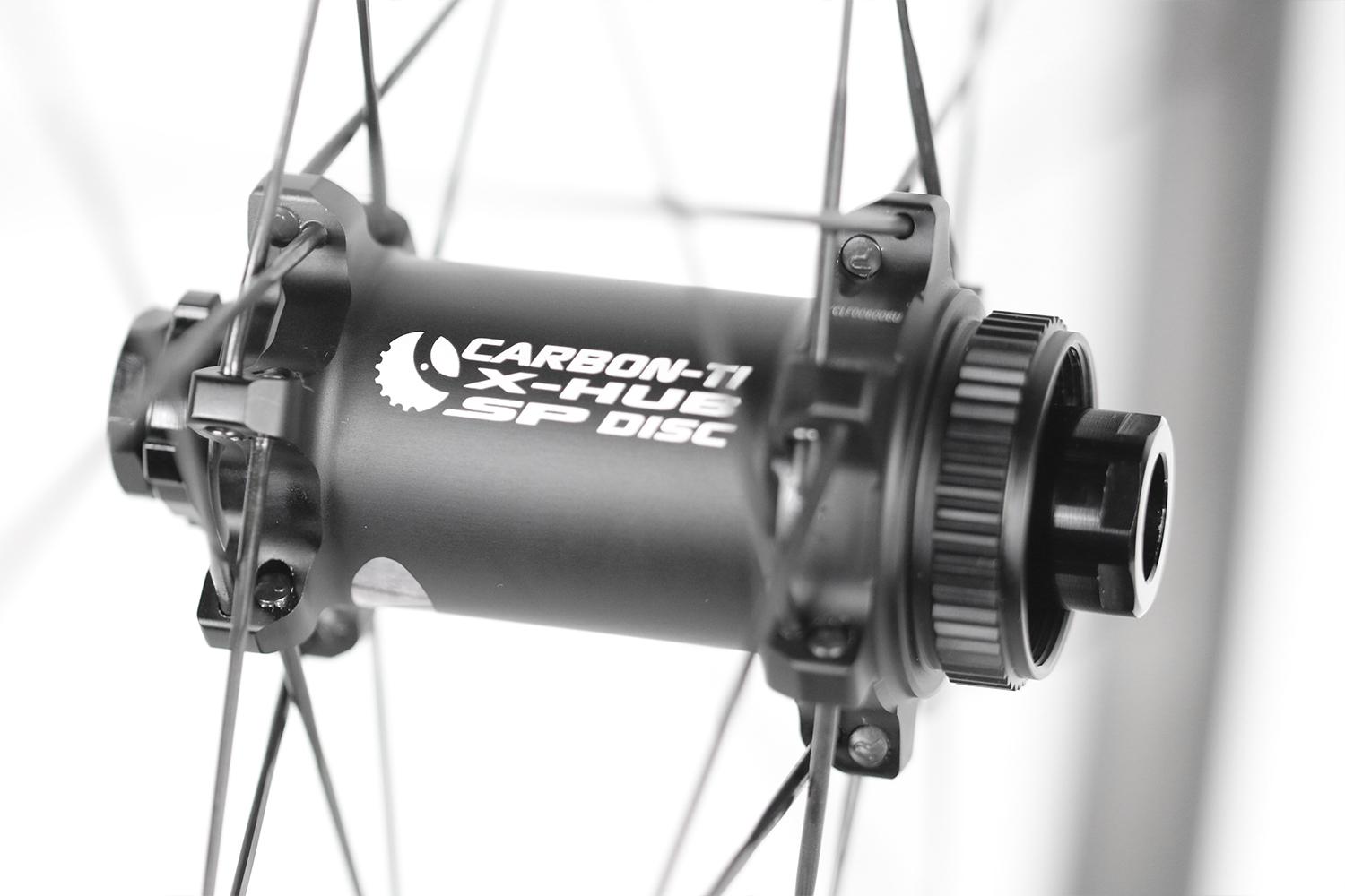carbon-ti-x-hubs-straightpull-disc-centerlock-front-road-hub