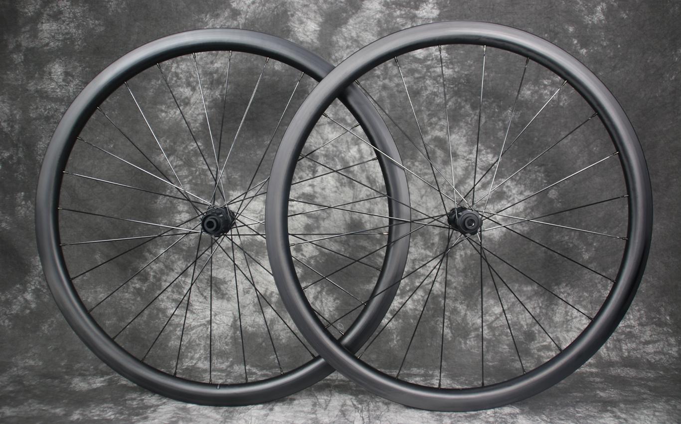 700c-35mm-carbon-road-disc-wheelset
