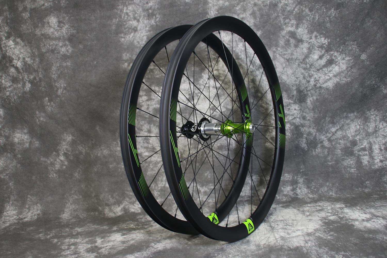 Light-Bicycle-AR36-650B-i9-torch-gravel-carbon-wheelset
