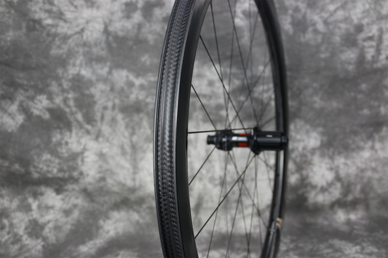 AR45-disc-DT-240-EXP-carbon-wheel-rear-road-tubeless