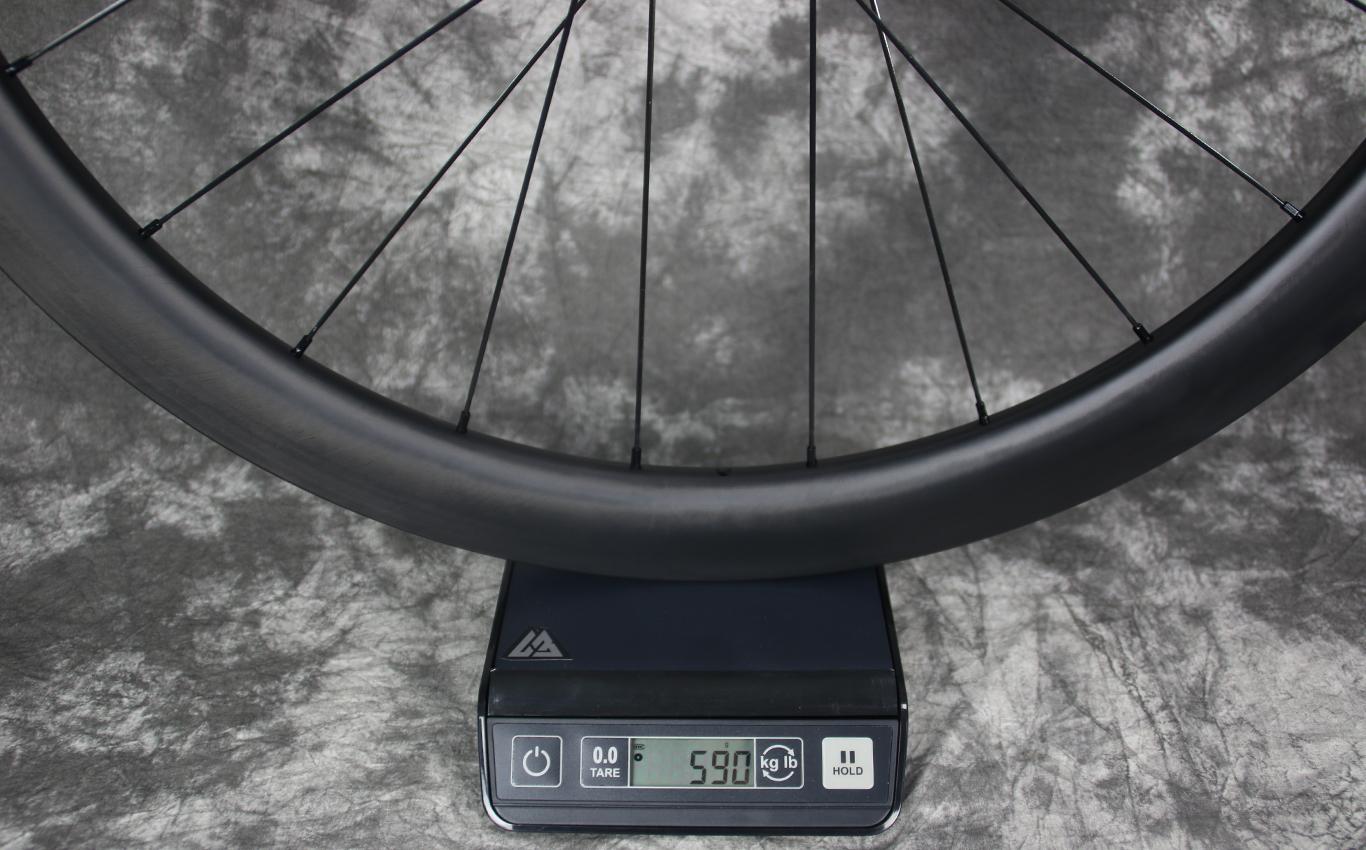 measured-weight-of-flyweight-ar45-road-disc-carbon-wheel-front