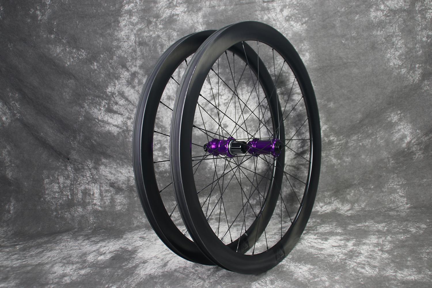 AR46-21mm/28mm Widths,46mm Depth Carbon Wheelset/Onyx Vesper