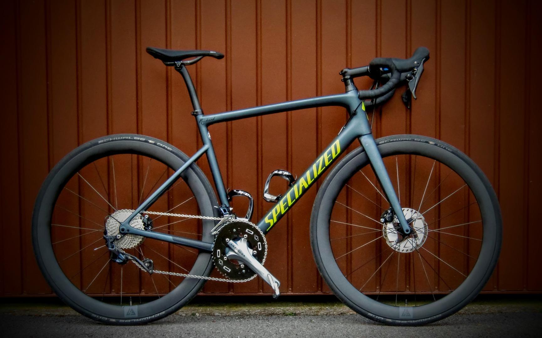 specialized-disc-road-bike-shimano-ultegra-r8000-crankset-Light-Bicycle-LB-AR46-disc-Falcon-road-carbon-fiber-ud-matte-rims-with-LB-valve-decal
