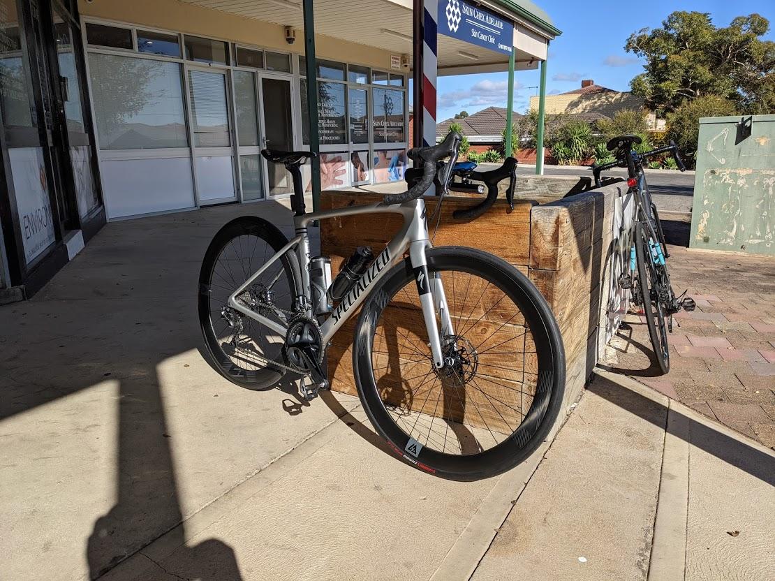 specialized roubaix gravel bike