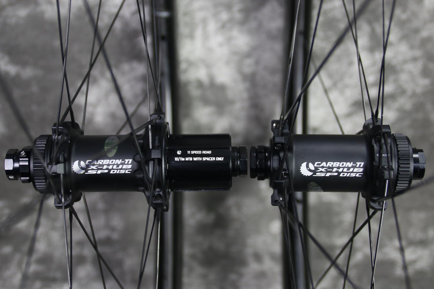 Carbon-Ti-X-Hub-SP-Disc-road-hubs-matte-black-11-speed