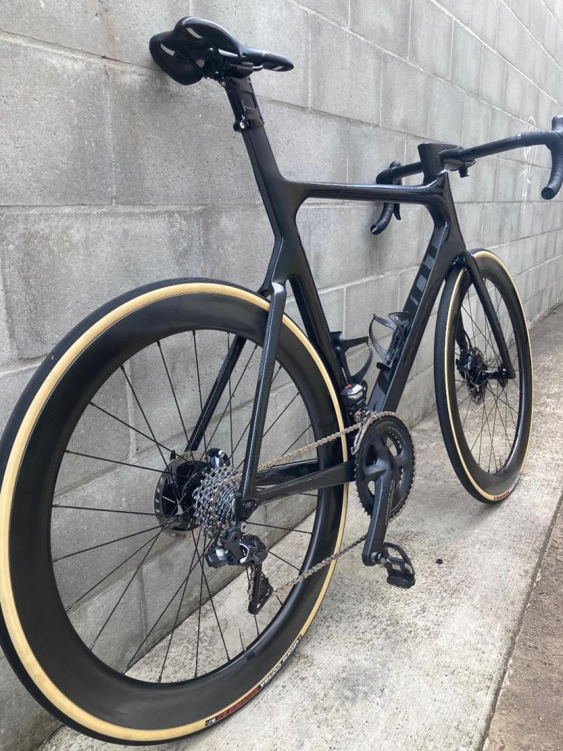 700c-55mm-road-carbon-wheelset-with-vittoria-corsa-g2.0-tubeless-tires