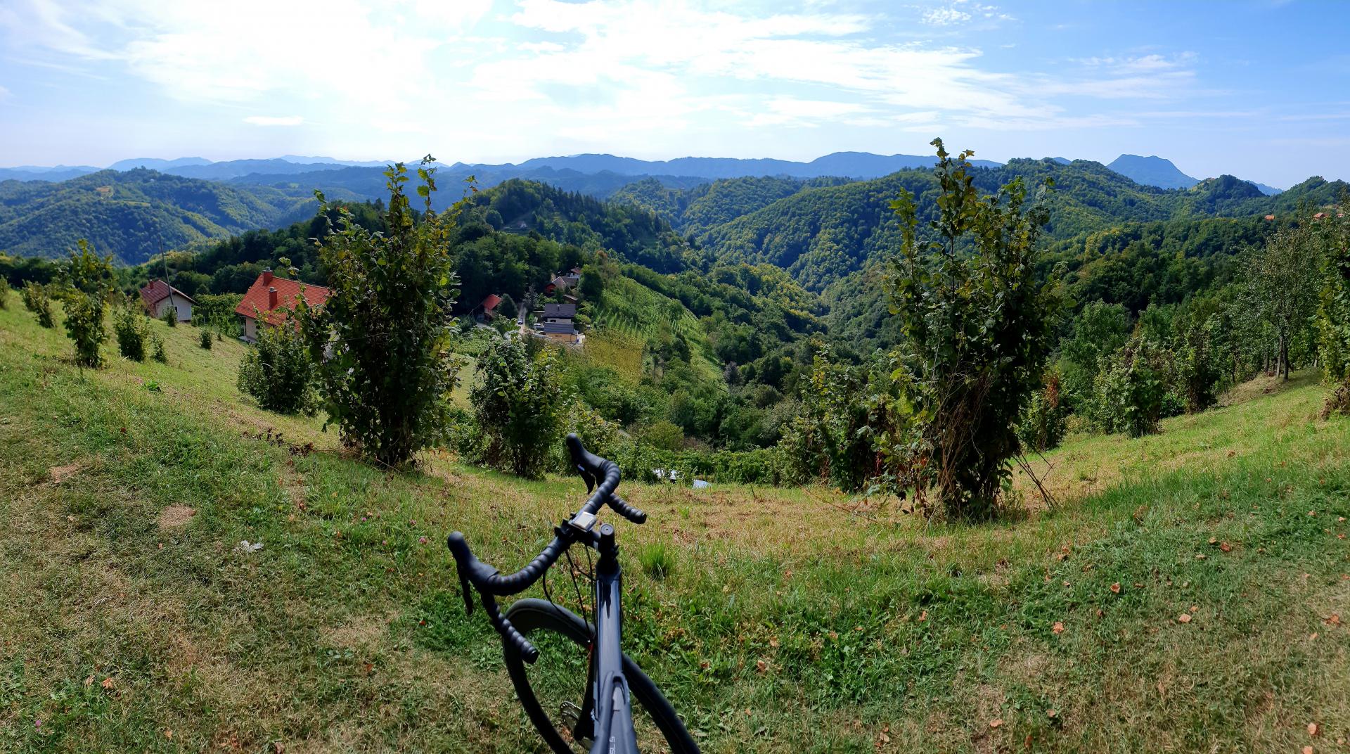 slovenia-gravel-biking-trek-domane-sl-5-disc