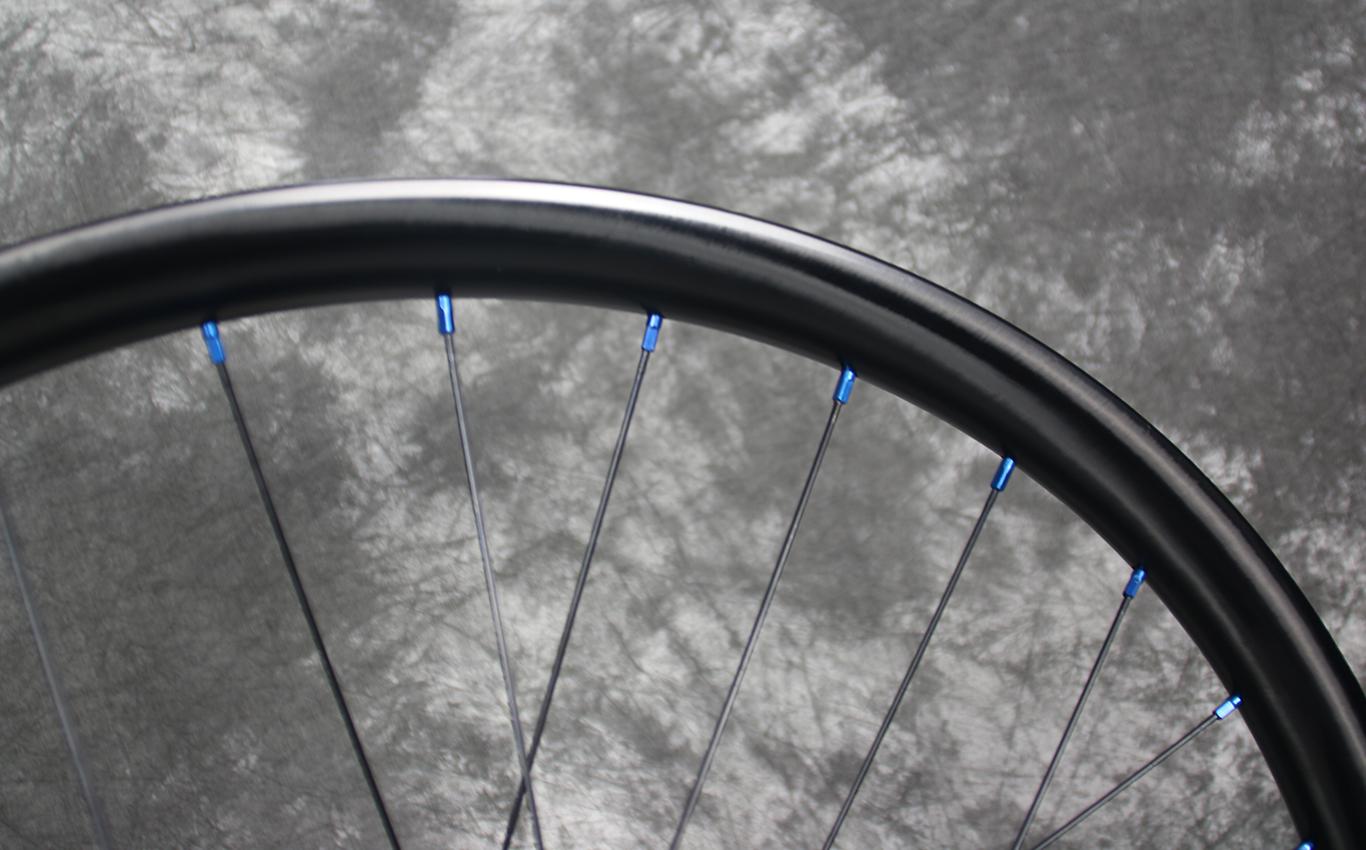 sapim-aluminium-external-nipples-blue