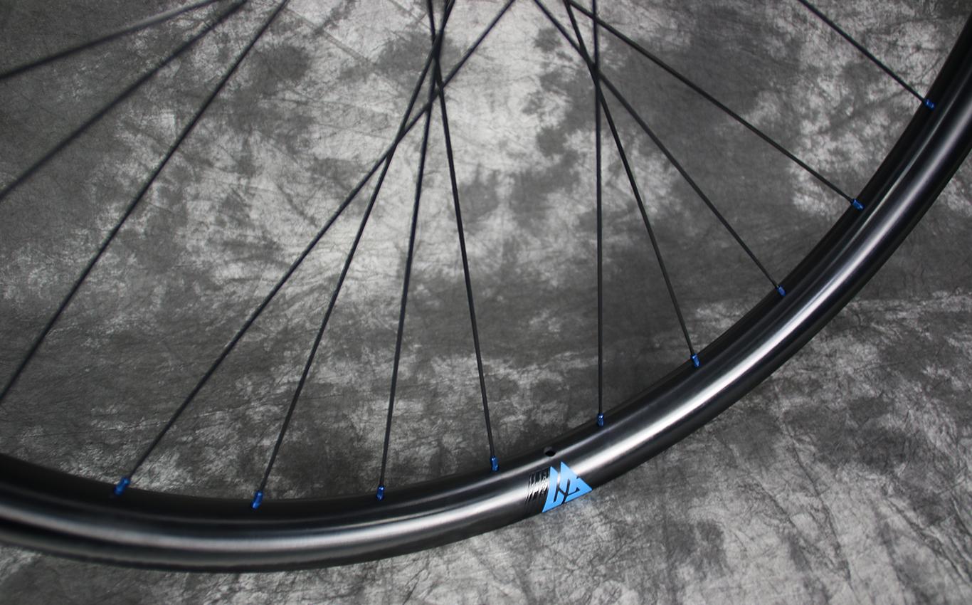 EN93232mm Inner/38mm Outer Widths, 25mm Depth Carbon Wheelset