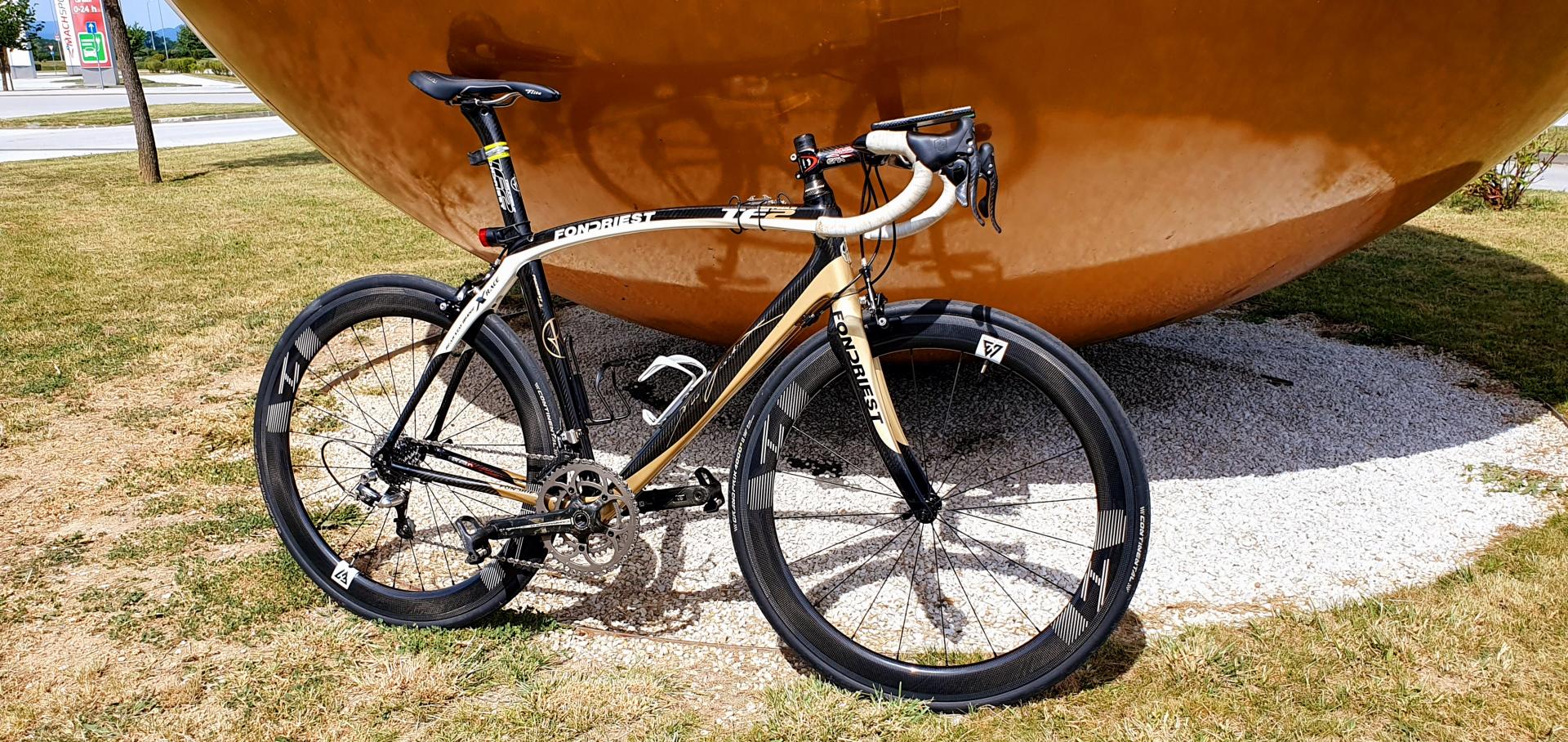 fondriest-tf2-road-bike-built-with-light-bicycle-r55-carbon-fiber-wheelset-continental-gp4000-ii-tubeless-tyres