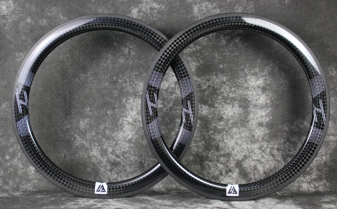 R5517.9mm Inner/25mm Outer Widths, 55mm Depth Carbon Rims/12K Glossy