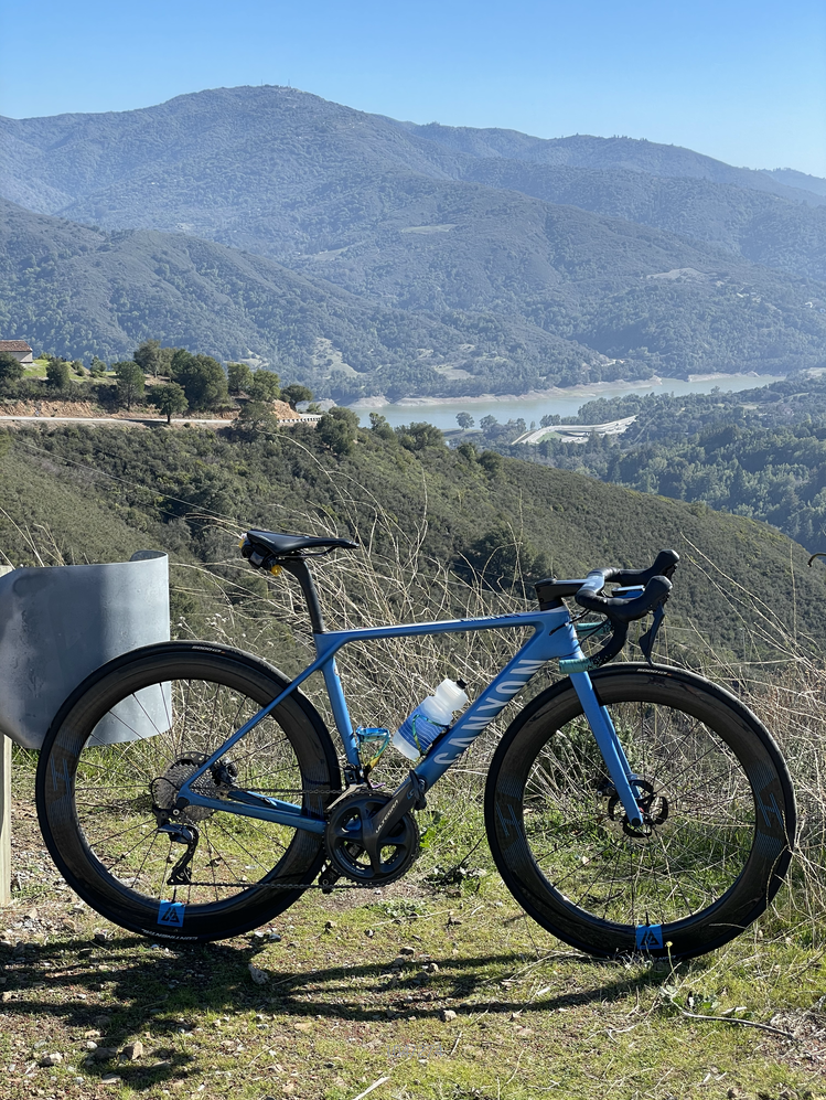 canyon-road-bike-with-light-bicycle-r65-65mm-aero-carbon-wheels