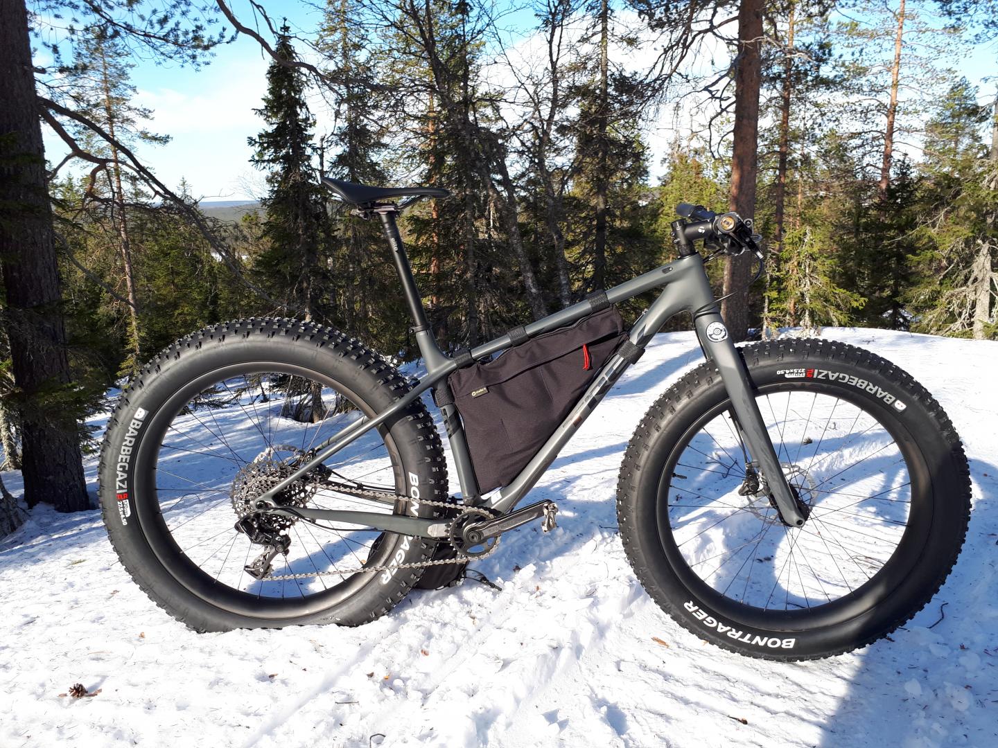fatbike-650B-75mm-wide-hookless-ultra-wide-double-wall-carbon-fiber-rims-with-hope-pro-hubs