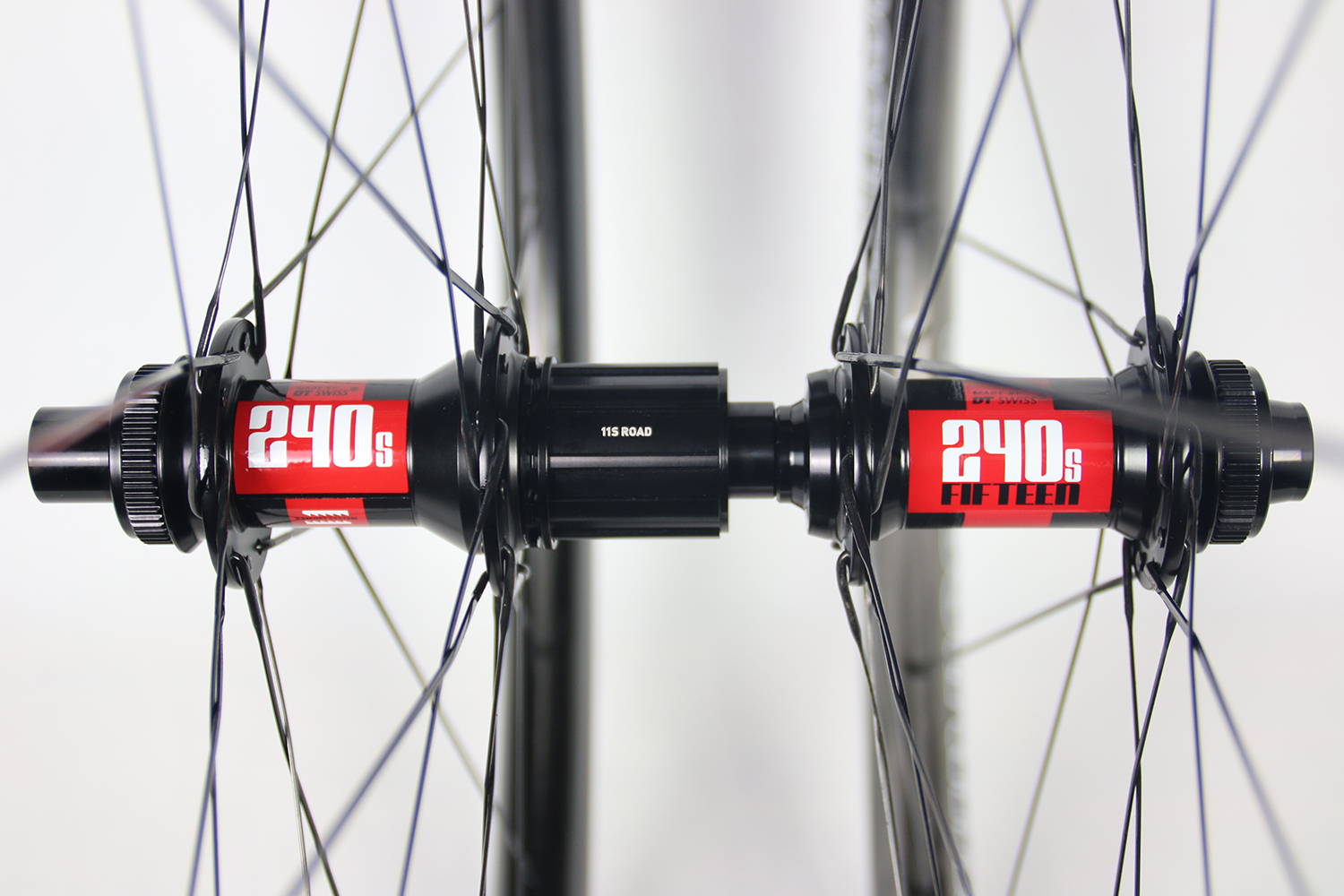 dt-swiss-240-star-ratchet-road-bicycle-hubs-j-bend-centerlock-disc-brake-road-11sp