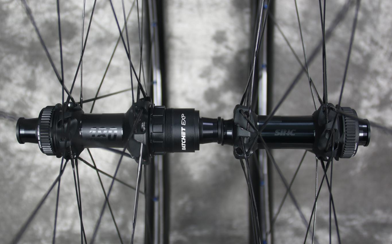 dt-swiss-180-straightpull-center-lock-road-disc-sram-xdr