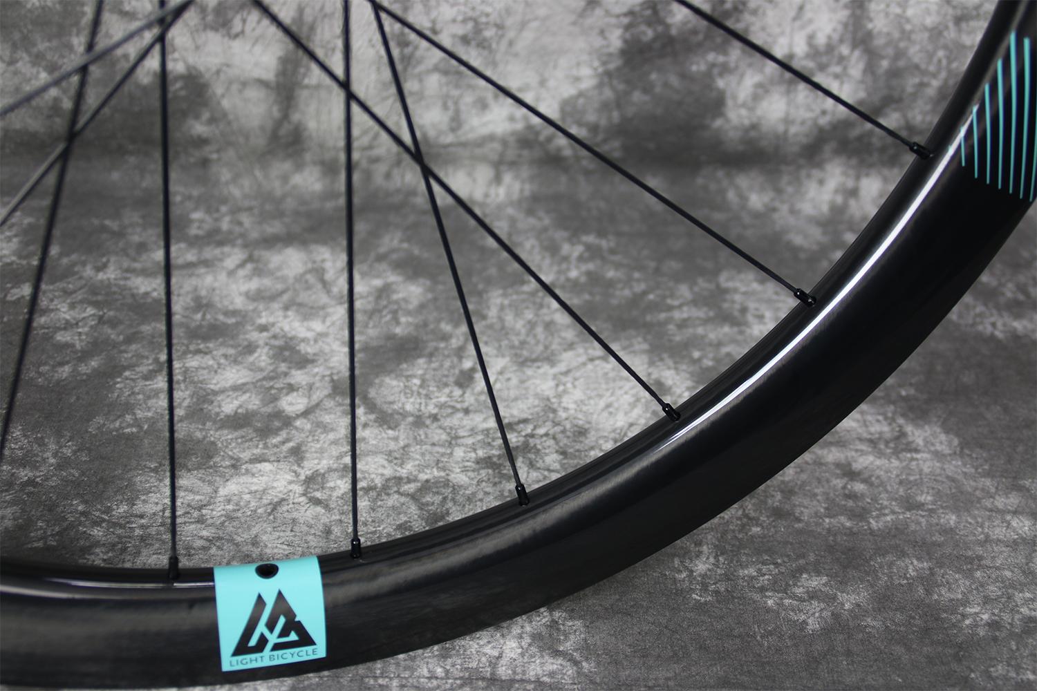 WR45 Disc Review Custom Wheel Decals, Pantone 3252 C