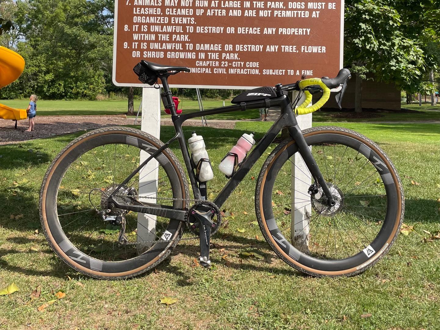 WR45 Disc Review WideRoad Wheels for a Smooth Ride Feel