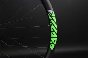 carbon-mtb-wheel-sticker-green