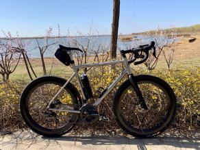 Light-Bicycle-AR56-disc-for-titanium-gravel-bike-frame